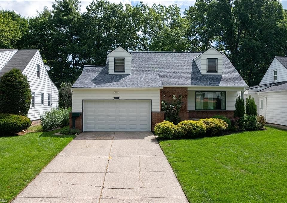 1st image of 1779 Beaconwood Ave