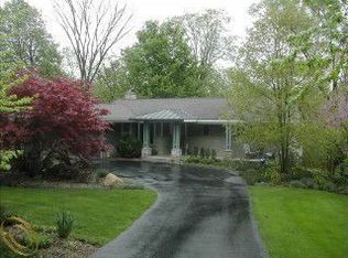 19550 Clement Rd, Northville, MI 48167