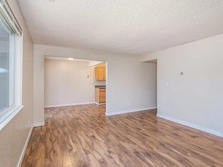 Marina Apartments — Photo 11