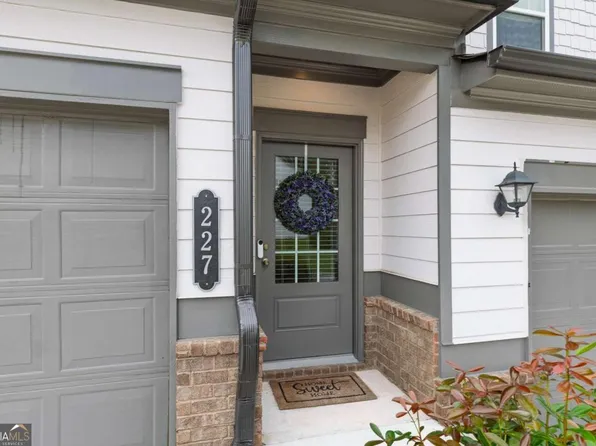 227 Witter Way, Woodstock, GA 30188