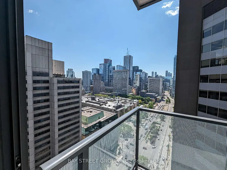 426 University Ave #2708 — Photo 9