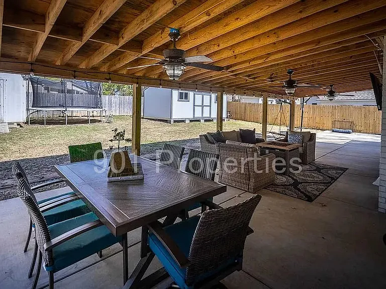1234 Greenview Rd — Photo 4