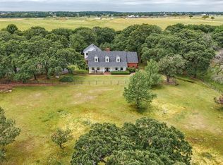 8476 Wynelle Ct, Pilot Point, TX 76258