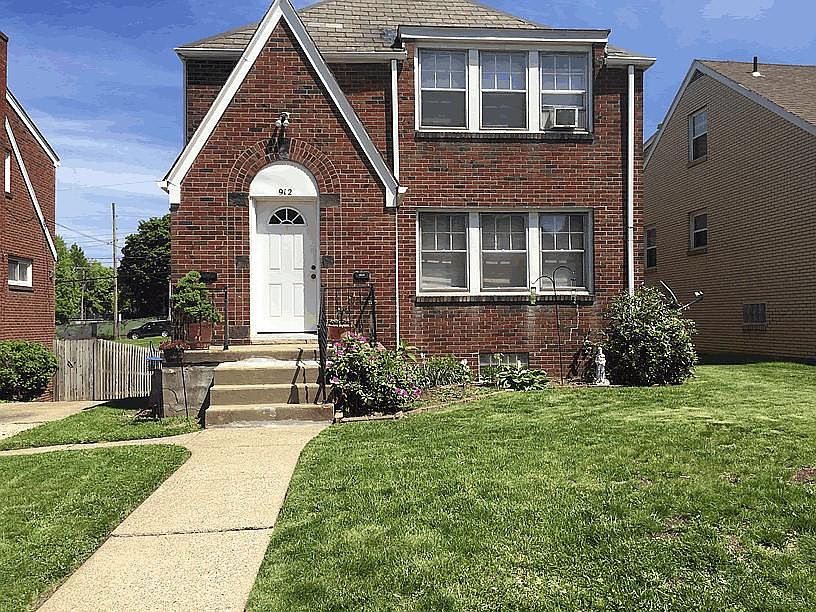1st image of 912 Longford Dr