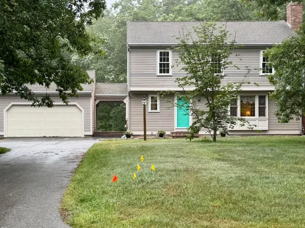 4 Carver Drive, Sandwich, MA 02563