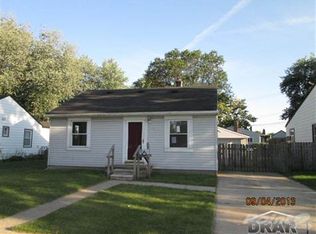 21171 Pinecrest St, Taylor, MI
