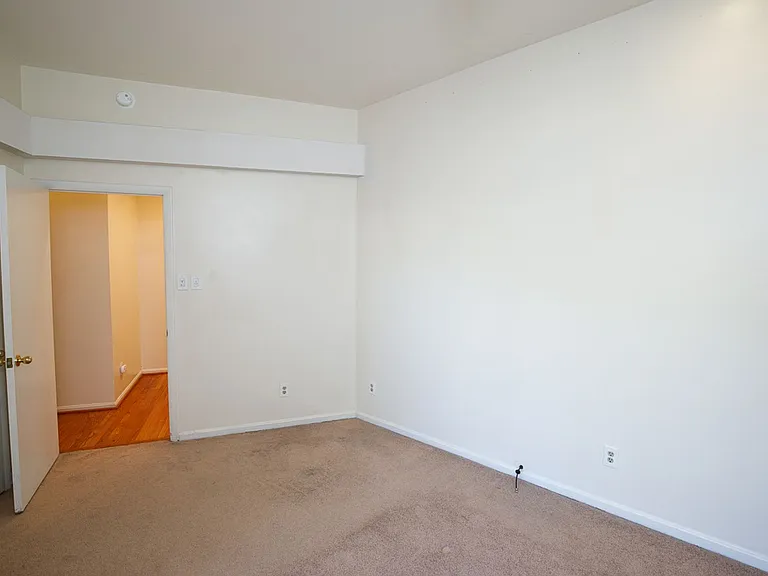 1434 Potomac Ave SE #4 — Photo 19