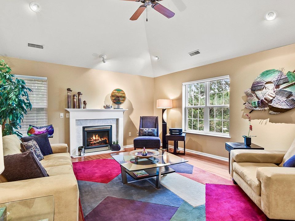 1st image of 5639 Longford Ter APT 201