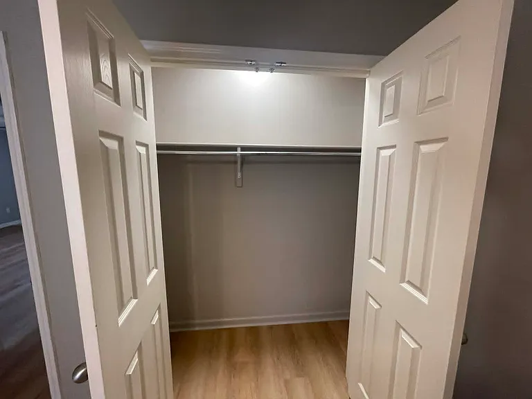 805 Brownstone Dr — Photo 13