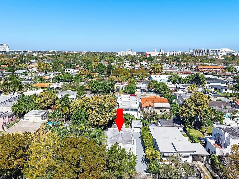 2231 SW 17th St — Photo 35