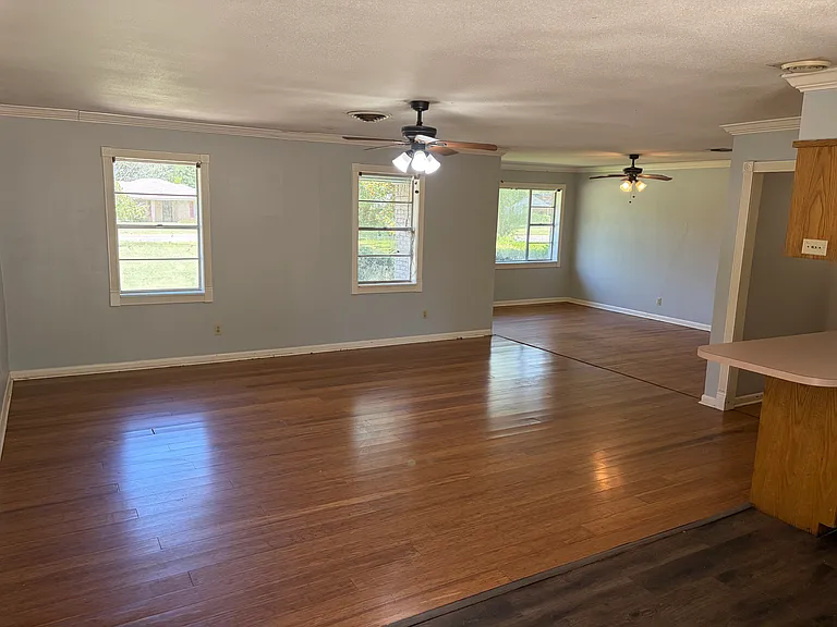 5957 Yarbrough Rd — Photo 3