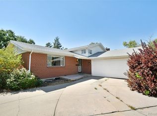 394 Victor St, Aurora, CO 80011