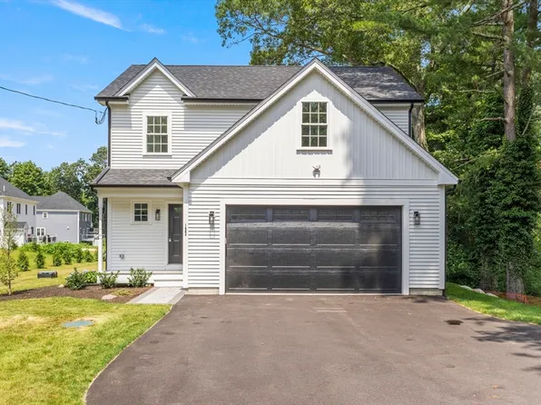 123 West St, Attleboro, MA 02703