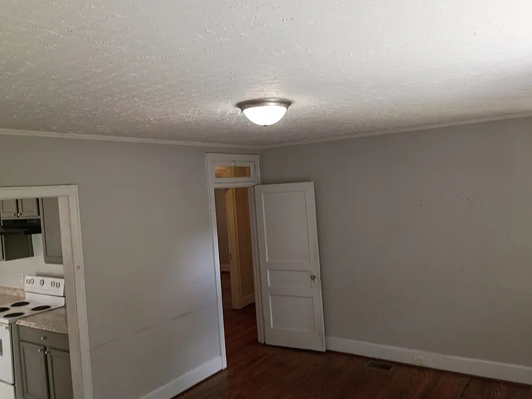1450 Kingston Rd — Photo 13