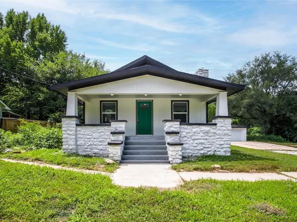 2712 N 51st St, Kansas City, KS 66104