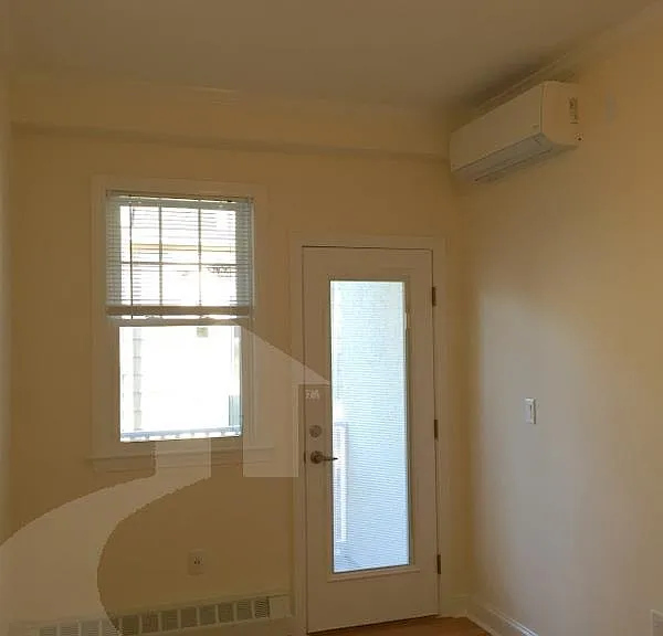 65 Langdon St #5 — Photo 6