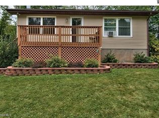 1032 Hidden Valley Ct, Lake Ariel, PA