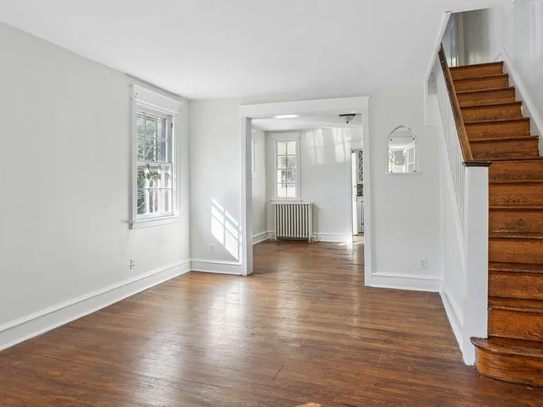 450 Glendale Rd — Photo 8