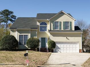 6 Hanska Ct, Durham, NC 27713