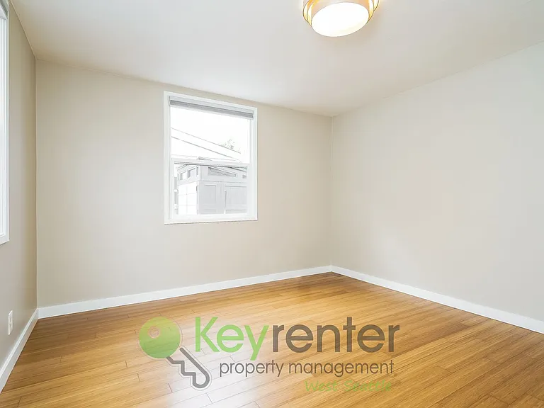 6707 34th Ave SW — Photo 19