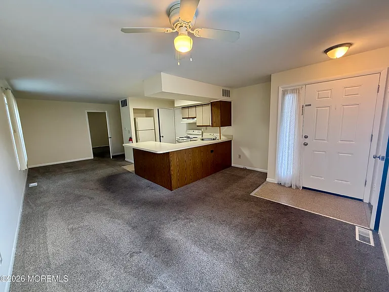290 N Main St #1 — Photo 2