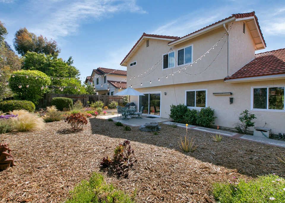 2nd image of 13384 Bavarian Dr
