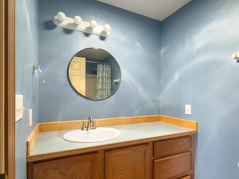 748 NE Mason Rd — Photo 19