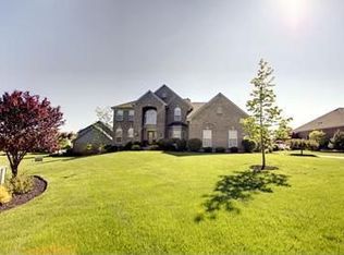 835 Heatherwoode Cir, Springboro, OH 45066