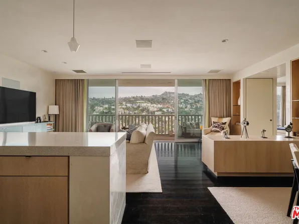 9255 Doheny Rd APT 2603, West Hollywood, CA 90069