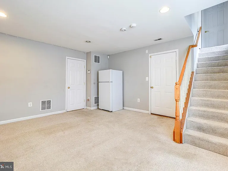 6160 Cinnamon Ct — Photo 38