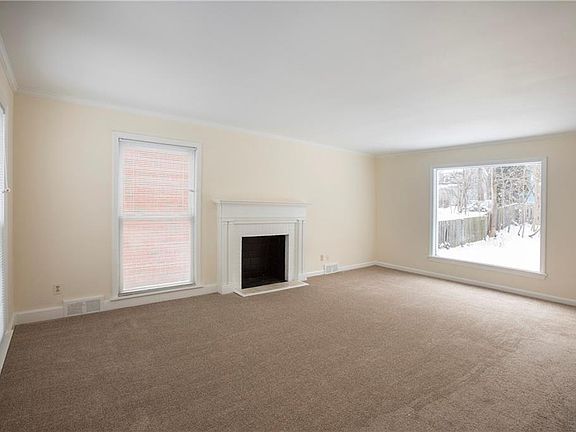 3rd image of 4070 Princeton Blvd