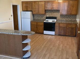 80 Moore St #2, Lowell, MA 01852