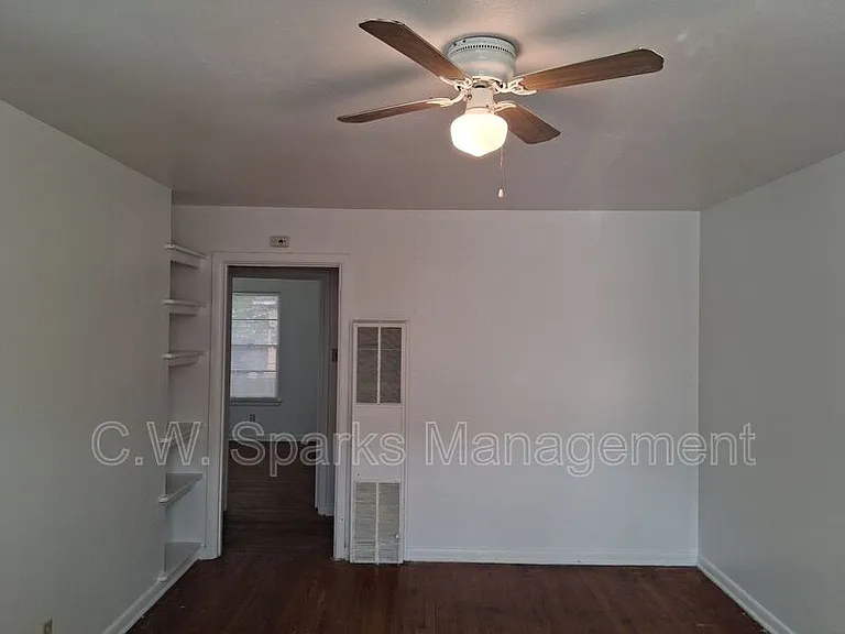 3019 Avon St — Photo 5