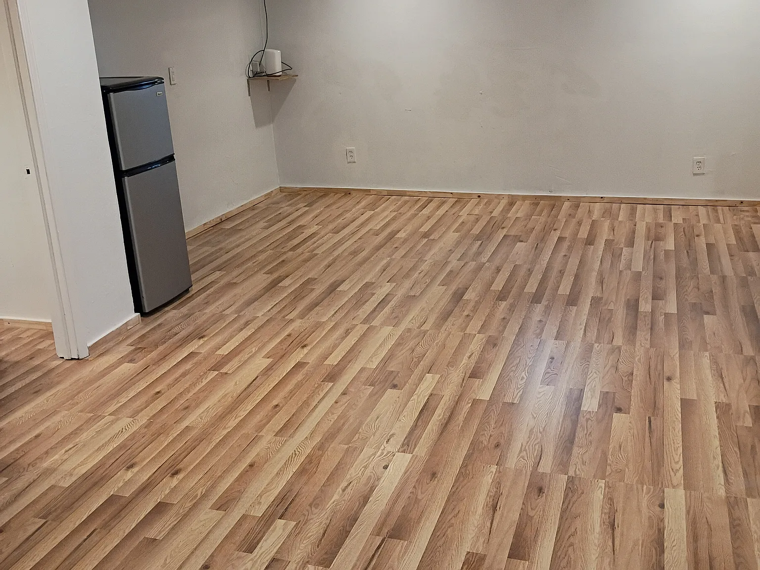 1 bed, $1,300 — Photo 3