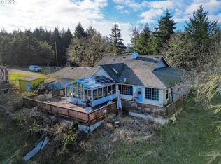 741 Fawn Ridge Dr, Oakland, OR 97462