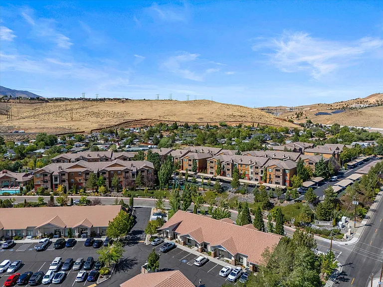The View Apartments — Photo 126