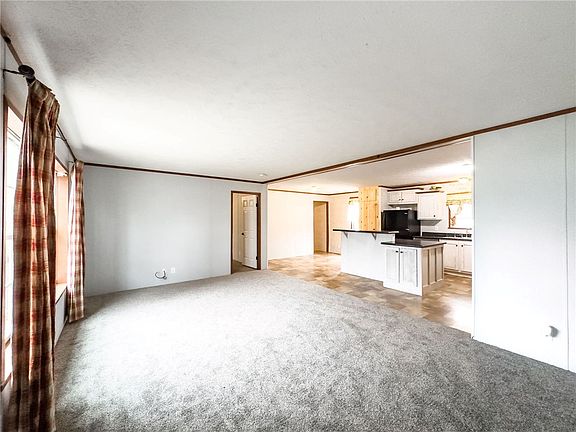 2nd image of 373 W South Ave
