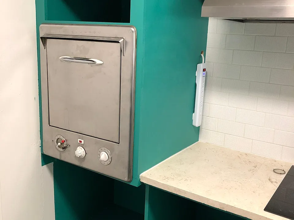 Vintage Thermedor oven from the 60's! Works great! America!