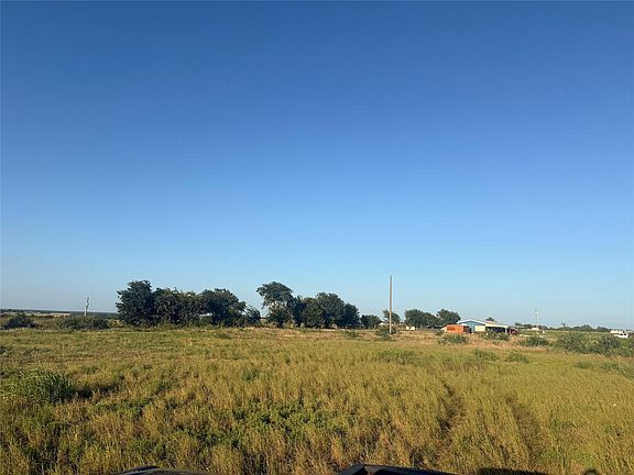 3rd image of 437 County Road 423