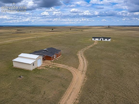 2nd image of 380 Edison Rd
