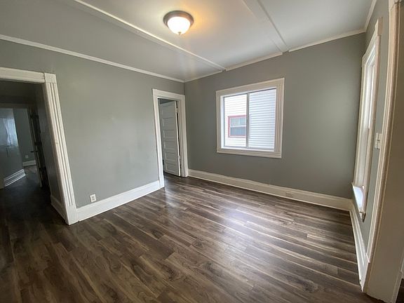 4th image of 407 11th St NW #407
