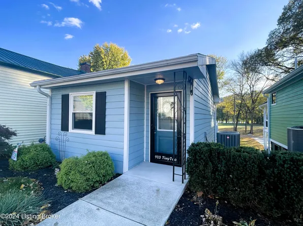 923 W 1st St, Madison, IN 47250