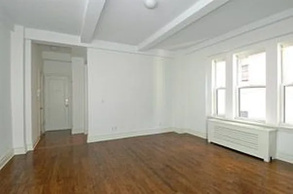 Rented by Douglas Elliman | media 30