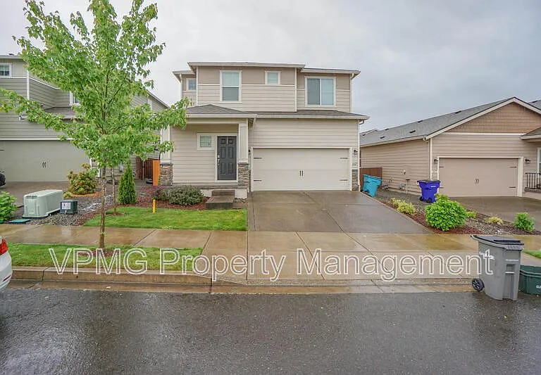 1423 W 16th Ave — Photo 1