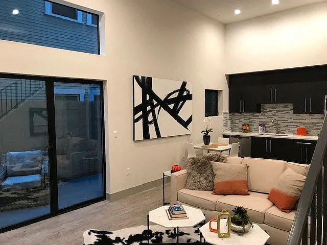 115 S Saint Andrews Pl — Photo 20