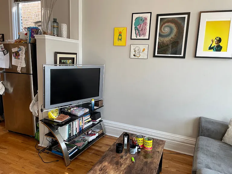 1344 N Bosworth Ave #2R — Photo 3