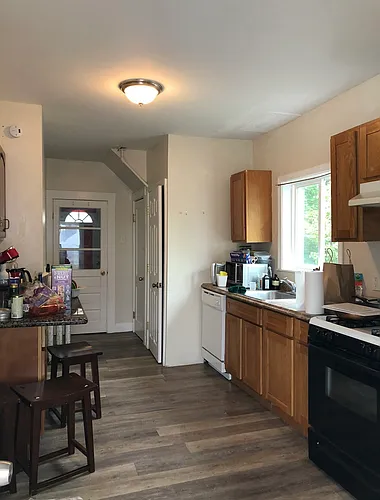 123 Winthrop St #2 Photo 1