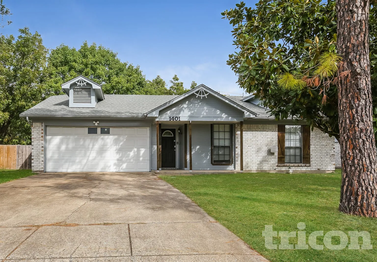 1401 Timbercrest Drive Benbrook TX — Photo 1