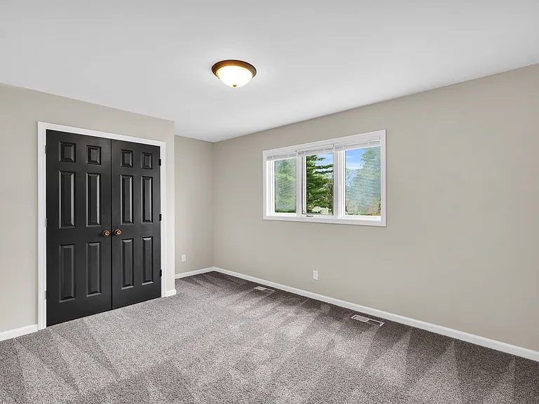 1604B Lyndhurst Dr — Photo 10