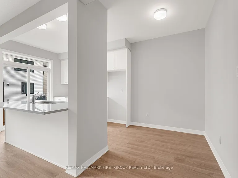 519 Brigatine Ave — Photo 9